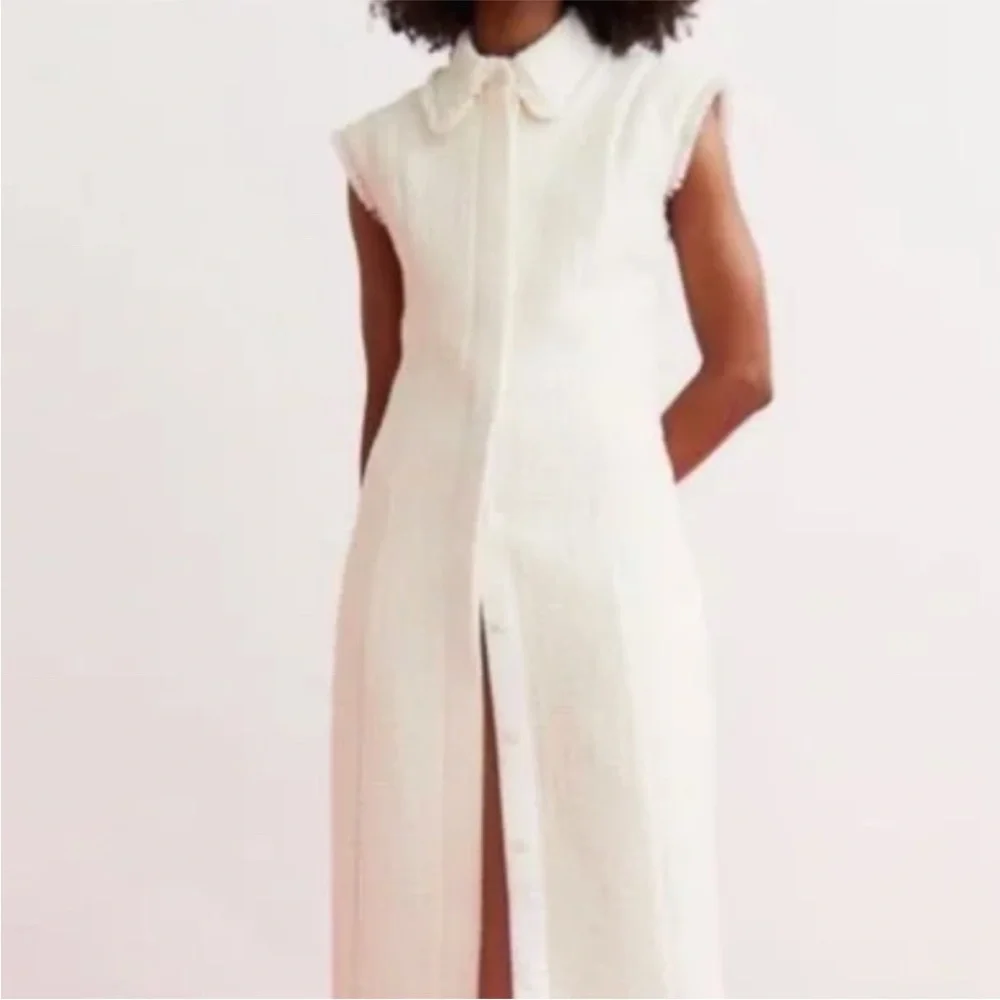 Old Money  - Elegant White Boucle Sleeveless Dress - Picture 3 of 6